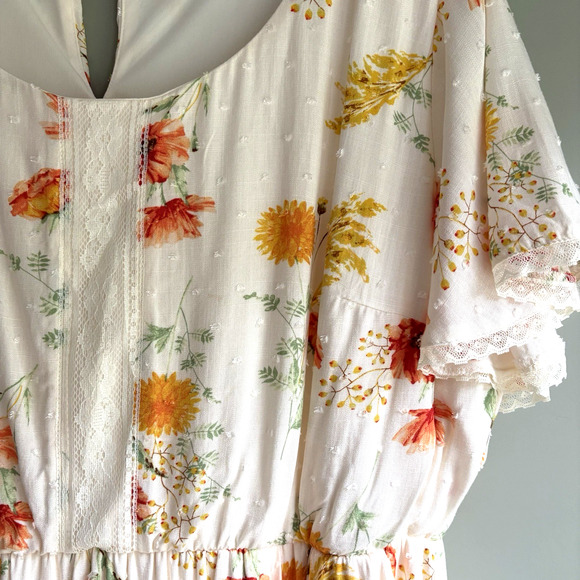 TORRID Floral Lace Swiss Dot Mini Dress Lined Plus Size 2X | 18-20 | Torrid 2 - Picture 2 of 16